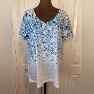 Abstract Blue and White Women's Short Sleeve Top Size Large
